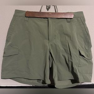 LL Bean Shorts women’s size 6  green Cresta Hiking Nylon Spandex Performance
